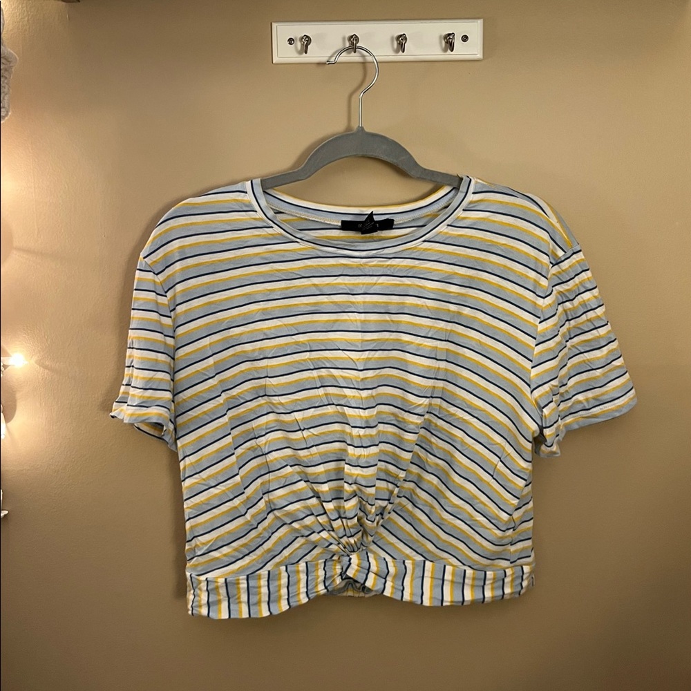 Forever 21 striped cropped top size M